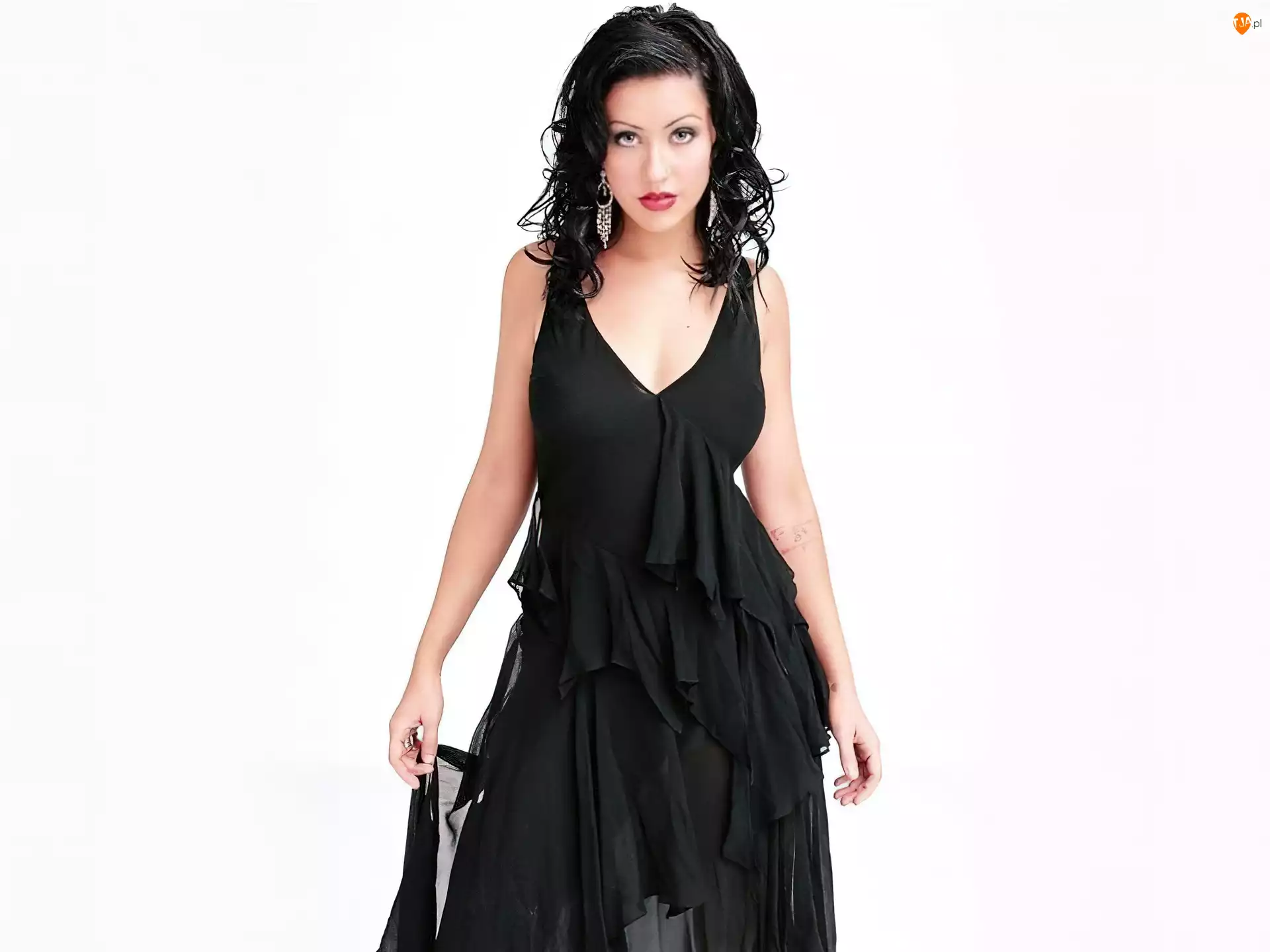 sukienka, Christina Aguilera, czarna