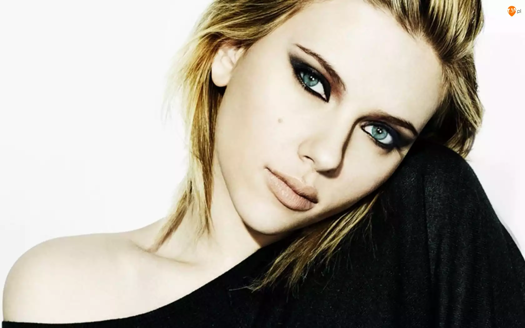 Oczy, Scarlett Johansson, Kocie