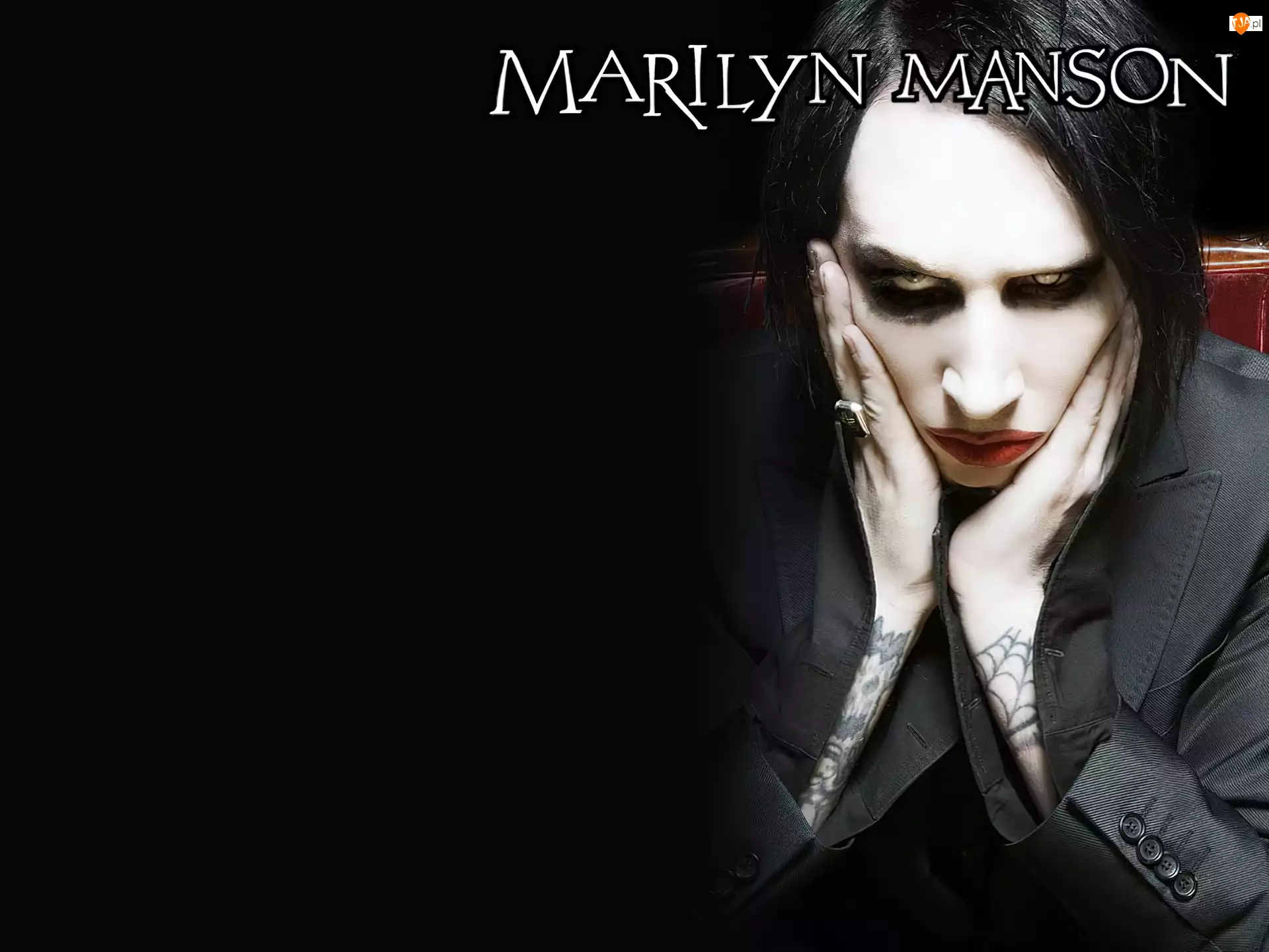 Marynarka, Marilyn Manson