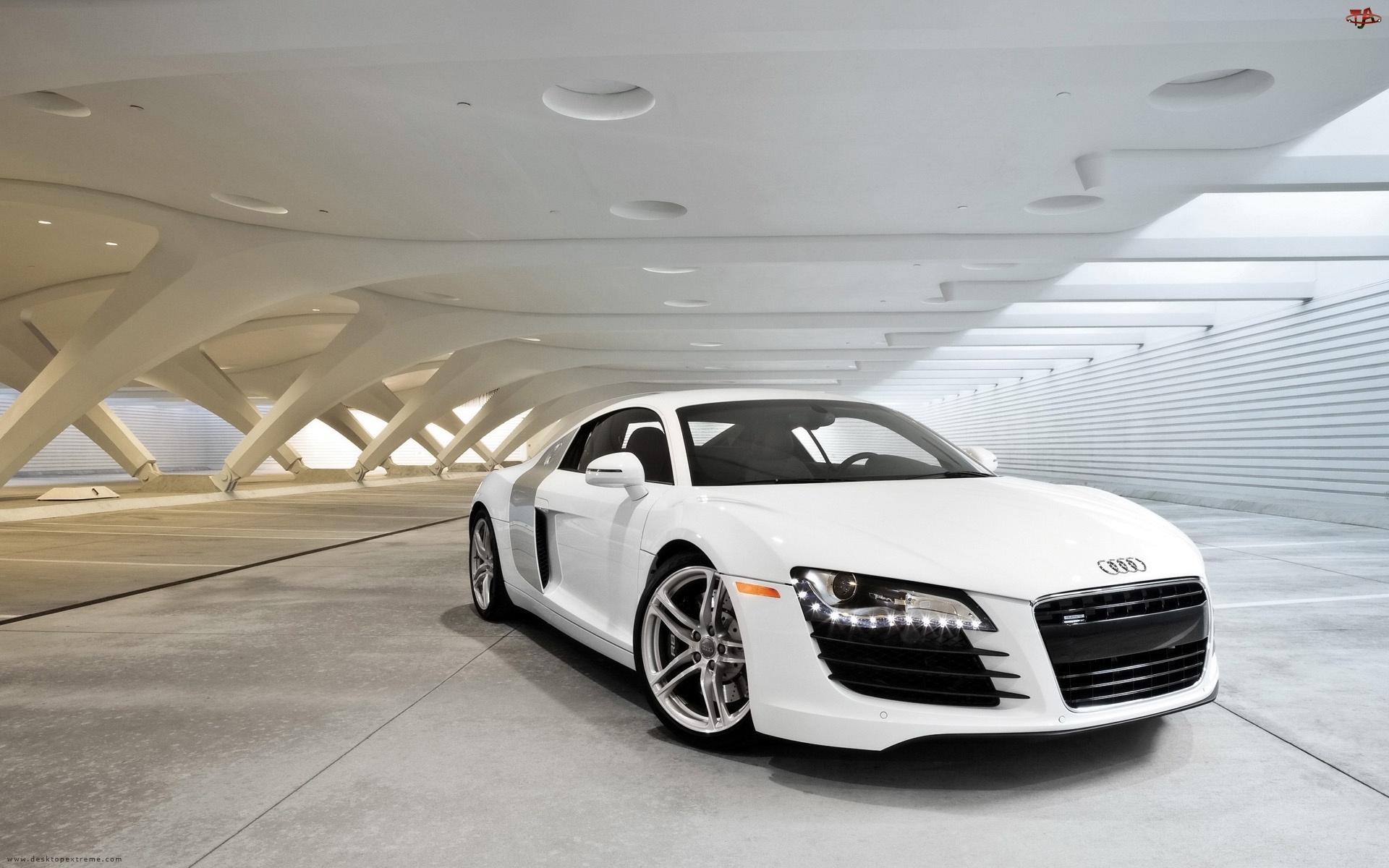 Białe, Parking, Audi R8, Futurystyczny