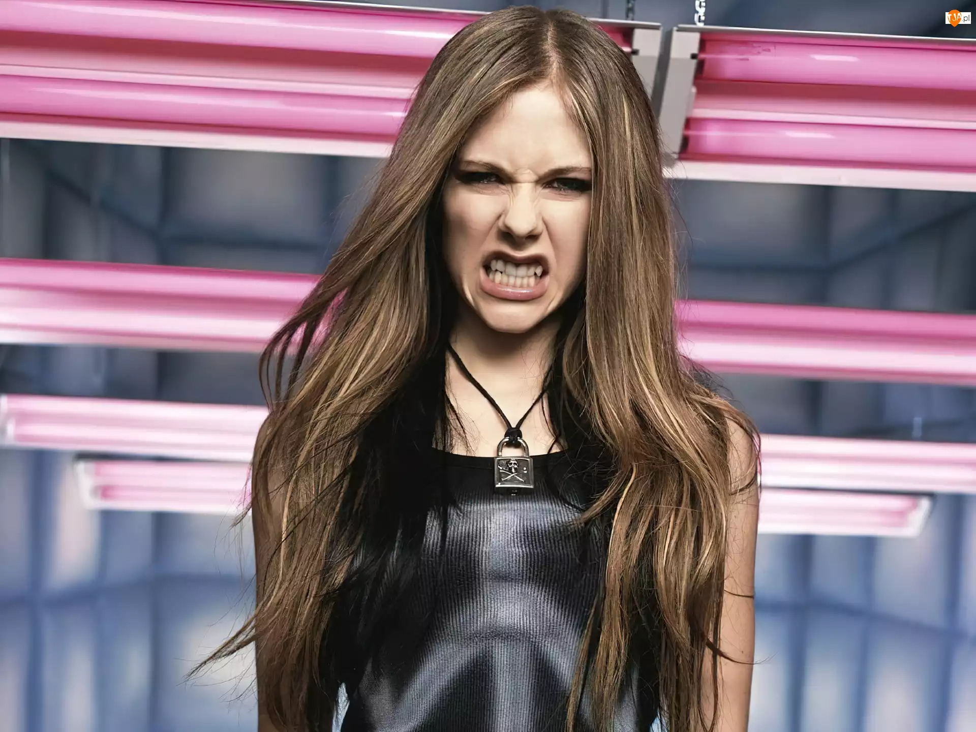 Avril Lavigne, Wredna